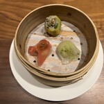 カントニーズ 燕 - 点心3種(ホタテ餃子、ハクサイ餃子、豚肉とシジミのシュウマイ)