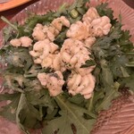 立飲・ビストロシン サンテ - 白子のソテーと春菊サラダ