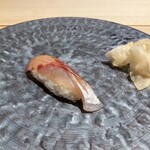 鮨なかの - アジ。