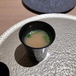 鮨なかの - しじみのお椀。