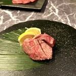 282498353 - 