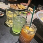 くいもの屋わん - プレミアム飲み放題満喫中！