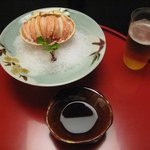 青山浅田 - 香箱蟹の甲羅に蟹の身・タマゴ・味噌が詰まってます。