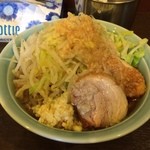 麺や あかつき - あかつき麺　野菜・にんにく・タレ・背アブラ(2014.4)