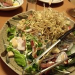 ちせん - カリカリごぼうとベーコンのシーザーサラダ