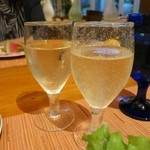 ザ・リッツ・カールトン大阪 - Breakfast buffet(3100円)・これがホントの朝シャン、アハハハハッ！