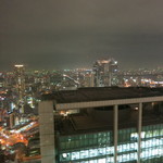ザ・リッツ・カールトン大阪 - 部屋からの風景・梅田スカイビル方面(夜)