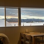 シロ カフェ - 窓からの景色