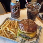 THE GREAT BURGER STAND - ヒッコリーバーガー＋チェダーチーズ