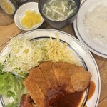 キッチン トラウト - 