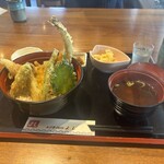あげ丼CYAYA よし - 