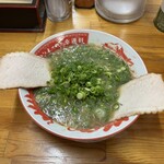 どとんこつ☆幸運軒 - 料理写真:どとんこつラーメンヽ(｡･ω･｡)ﾉ