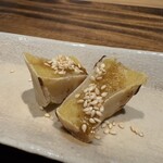 温石 - 焼き芋、金鍔、黒蜜がかかると大学芋のような味わいと3つの要素があり楽しいですね。