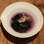 しおて - お通し（金時草のお浸し）