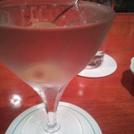 銀座 テンダー - 【ドライマティーニ】 「上田マティーニ」と称される、上田氏のカクテル観を反映したマティーニ