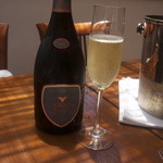 ラ・ボッテガ・ゴローザ - Franciacorta Brut Millesimato 2009（8600円）