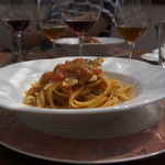 ラ・ボッテガ・ゴローザ - リングイネ、メバルときぬがわナスのトマトソース