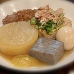 よって屋 - おでん盛り5種 748円