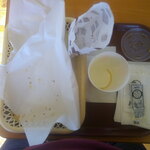 ケンタッキーフライドチキン - クリスピー 3ピース 半額 ✖️2 ＆ えびぷりぷりフライ タルタルソース付き ＆ チョコパイ ＆ アイスティーＳ 氷抜き