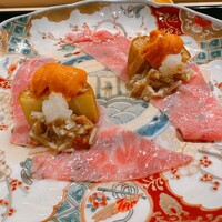 すし昇 - 三河牛に雲丹・揚げなす・なめたけ