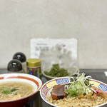 らー麺　Do・Ni・Bo - 煮干油そば700円に岩海苔トッピング150円