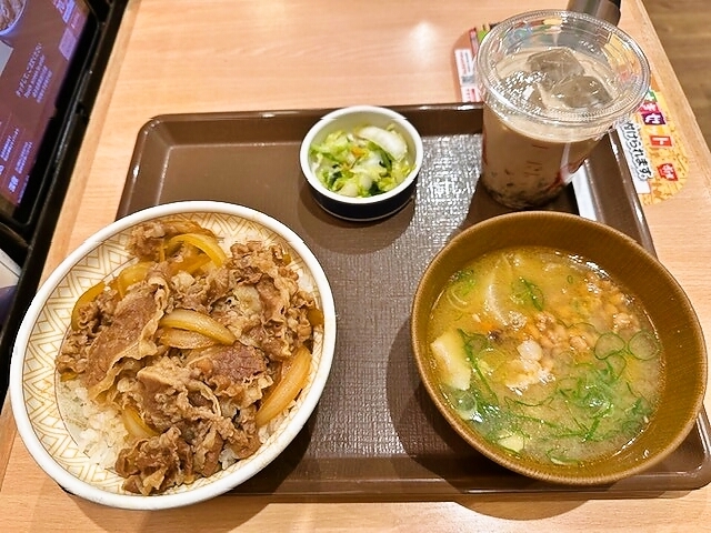 すき家 4号本宮店 - 本宮（牛丼）の写真