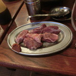 ホルモンまさる  - カシラでございます（2014.06）