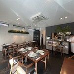 La vie - 上品で落ち着いた内観