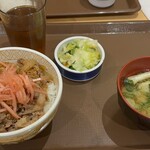 すき家 - 牛丼(並)+おしんこセット