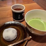 御菓子司 中村軒 - 豆大福とおうす