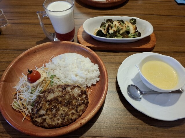 びっくりドンキー 十條店 - 新富士（ファミレス）の写真