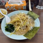 ラーメンショップ 春日井店 - ネギラーメンネギ増し　800円＋200円
