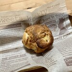 DONQ - カリッと青森りんごとクリームチーズ ¥303