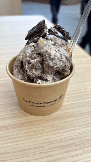 ICE CREAM FACTORY photo 3