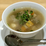洋食 おがた - セットのスープ