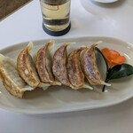 かすみ食堂 - 焼ギョーザ　395円　ニンニクパンチが後から地味に効いてくる隠れパンチ系 。旨し！
