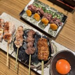 焼鳥ホルモン 炭焼き0式 - 