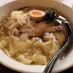 大鷹ラーメン - 特製白鷹ラーメン　麺大盛り