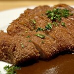 洋食 おがた - 鹿児島県ふくどめ小牧場「サドルバック」のカツレツ