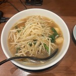 ベトコンラーメン 新京 名駅西口店 - 
