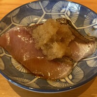 SUSHI TOKYO TEN、 横浜店 - ◯4.氷見の寒鰤　ぶり大根
                      　　　炙って大根おろしのせ　脂は少なめ