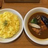 カレー リーブス