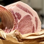 洋食 おがた - 骨付きのリブロース