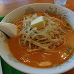 おなかの友達 萬来 - 味噌ラーメン+バター