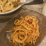 お一人様用すぱげてぃ専門店 ちゃっぷまん - 分けて貰った200gくらいのナポ。