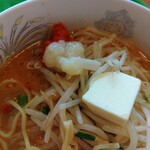 おなかの友達 萬来 - 豆板醤+ニンニク投下