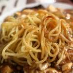 横浜 青葉餃子 - キノコ入り麻婆やきそば