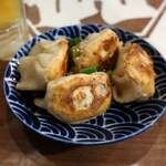 横浜 青葉餃子 - 焼餃子