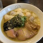 八雲 - 特製白ワンタンラーメン　１３５０円