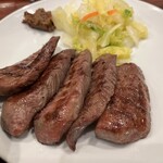 牛たん料理 閣 ブランドーム本店 - 